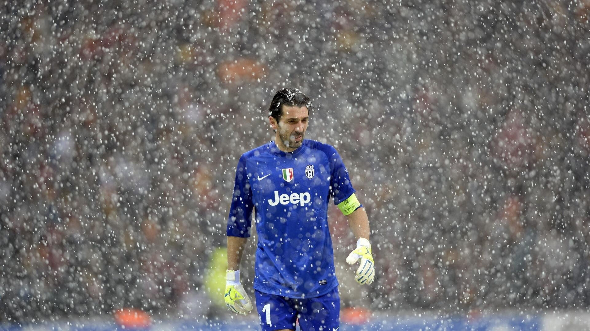 东道主出局夜，巴黎陷入沉默，东巴黎在哪里